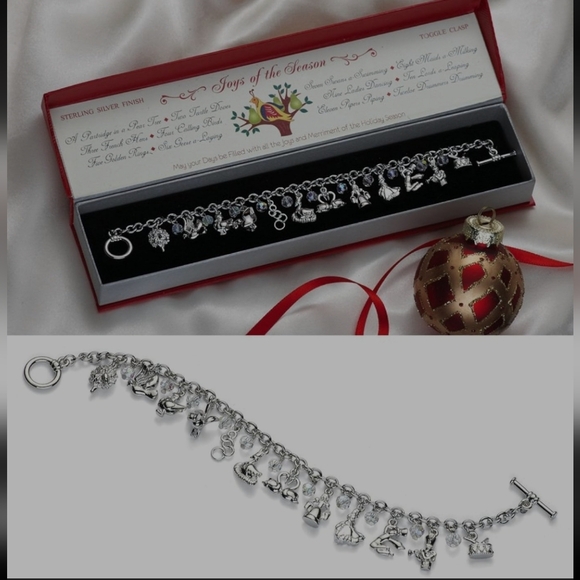12 DAYS OF CHRISTMAS Charm Bracelet- Sterling Silver Finish - Toggle Clasp - Picture 9 of 9